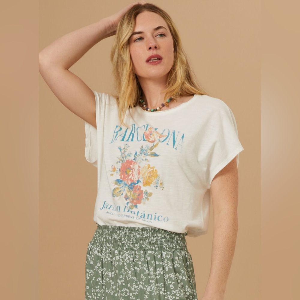 Altar'd State White Barcelona Botanical Gardens Tee size medium